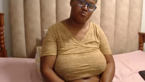 sexybustyxx online show from 8, 4, 2026