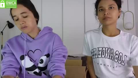 chanell and yina online show from 26, 3, 2026