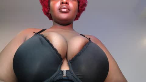 Snapshot of sexychocco_ chatting on 21, 6, 2026 sexychocco online show from 21, 6, 2026