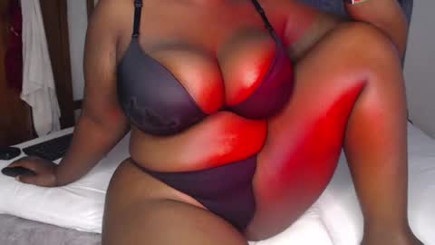Snapshot of sexychocco_ chatting on 21, 7, 2026 sexychocco online show from 21, 7, 2026