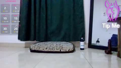 sexychubbyanna online show from 28, 4, 2026