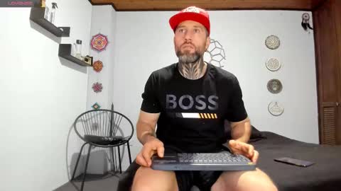 Antonioylola online show from 4, 11, 2025