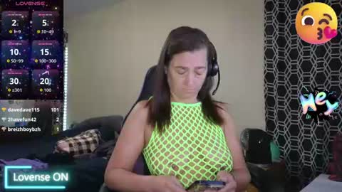Snapshot of sexydistraction1 chatting on 17, 7, 2026 SexyDistraction online show from 17, 7, 2026