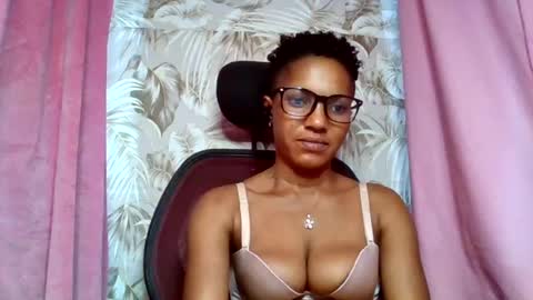 Snapshot of sexydoll32 chatting on 20, 7, 2026 sexydoll32 online show from 20, 7, 2026