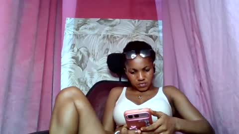 Snapshot of sexydoll32 chatting on 23, 7, 2026 sexydoll32 online show from 23, 7, 2026