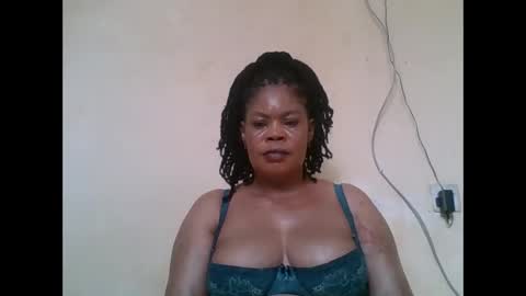Snapshot of sexydove2 chatting on 12, 5, 2026 EMILY online show from 12, 5, 2026