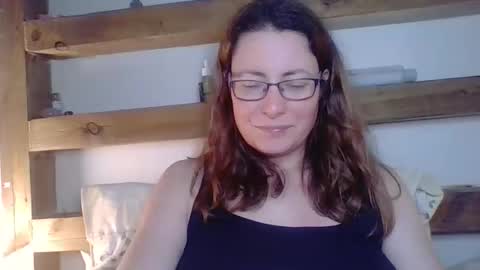 Snapshot of sexyemilyoliver chatting on 9, 2, 2026 Emily online show from 9, 2, 2026