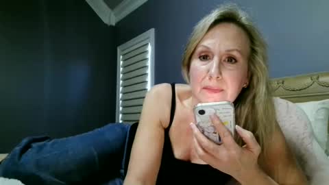 LisaisLuscious online show from 5, 1, 2026