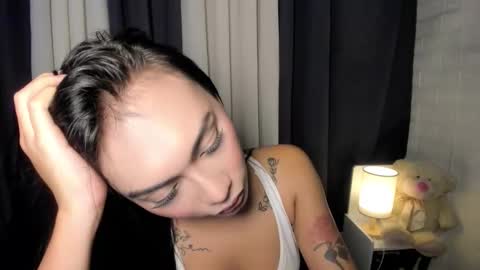 sexygoddessappira online show from 15, 12, 2025