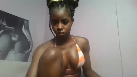 Snapshot of sexykitten200 chatting on 18, 1, 2026 SexyKitty online show from 18, 1, 2026