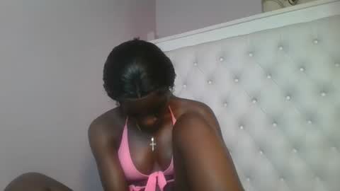 Snapshot of sexykitten200 chatting on 5, 2, 2026 SexyKitty online show from 5, 2, 2026