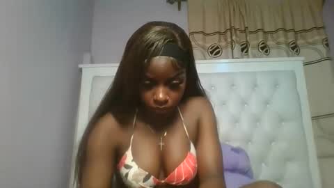 Snapshot of sexykitten200 chatting on 2, 4, 2026 SexyKitty online show from 2, 4, 2026