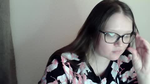 Kate online show from 1, 1, 2025