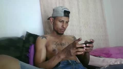 Snapshot of sexyleon69 chatting on 5, 3, 2026 Sexy leon online show from 5, 3, 2026