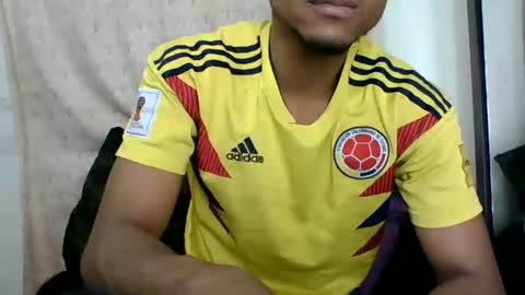 Snapshot of sexyleon69 chatting on 9, 7, 2026 Sexy leon online show from 9, 7, 2026