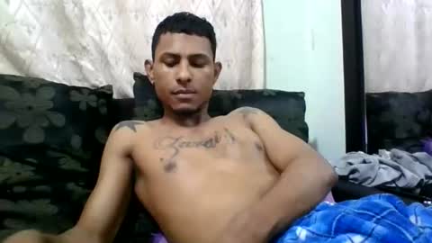 Snapshot of sexyleon69 chatting on 16, 7, 2026 Sexy leon online show from 16, 7, 2026