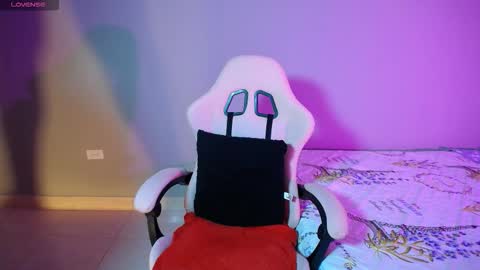 sexyloba  independent model online show from 9, 11, 2025