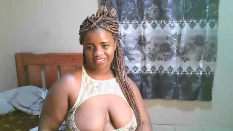 Snapshot of sexylucy33 chatting on 17, 2, 2026 sexylucy33 online show from 17, 2, 2026