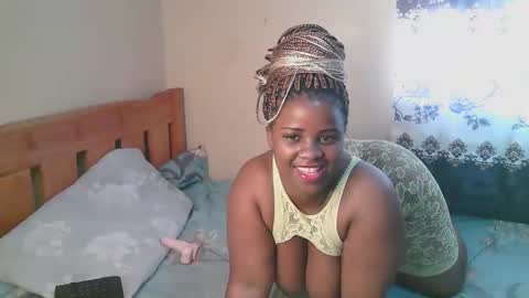 Snapshot of sexylucy33 chatting on 20, 2, 2026 sexylucy33 online show from 20, 2, 2026