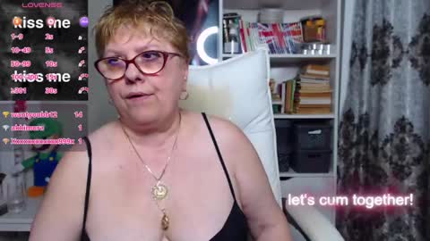 sexylynette4u online show from 2, 2, 2025