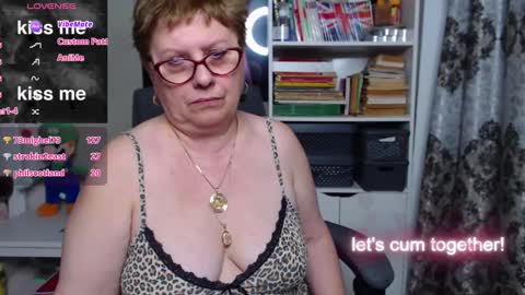 sexylynette4u online show from 2, 3, 2025