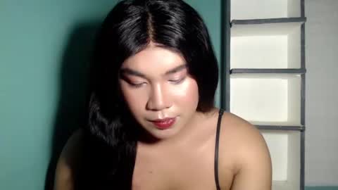 Mika online show from 8, 11, 2025