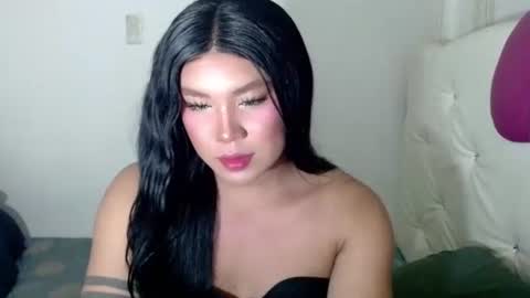 Mika online show from 4, 12, 2025