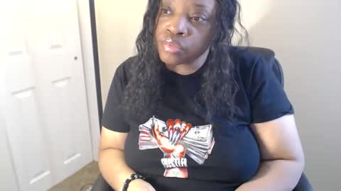 Snapshot of sexymona1218 chatting on 26, 4, 2026 SexyMona online show from 26, 4, 2026