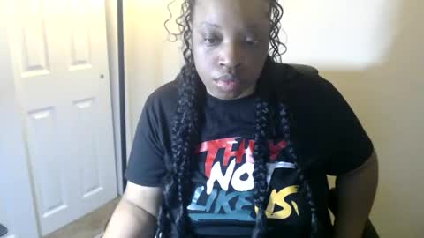 Snapshot of sexymona1218 chatting on 5, 5, 2026 SexyMona online show from 5, 5, 2026