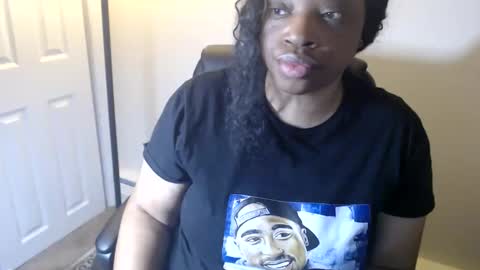 Snapshot of sexymona1218 chatting on 11, 5, 2026 SexyMona online show from 11, 5, 2026