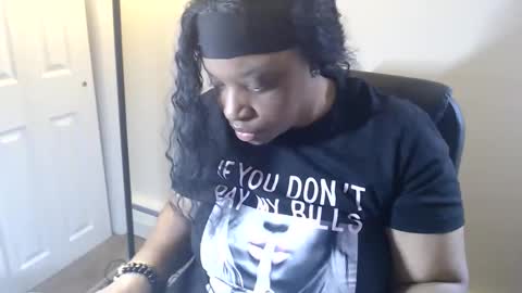 Snapshot of sexymona1218 chatting on 11, 5, 2026 SexyMona online show from 11, 5, 2026