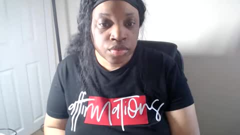 Snapshot of sexymona1218 chatting on 31, 5, 2026 SexyMona online show from 31, 5, 2026