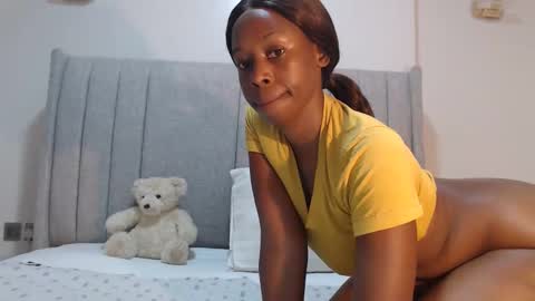 Snapshot of sexymonalisa1 chatting on 25, 4, 2026 sexymonalisa1 online show from 25, 4, 2026