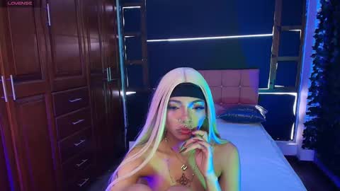 N A F online show from 22, 11, 2025