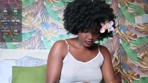 Snapshot of sexypetite_lee chatting on 6, 6, 2026 Lee online show from 6, 6, 2026