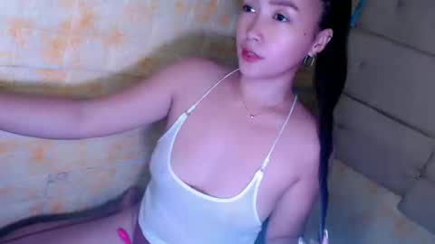 Snapshot of sexypinaymiya chatting on 10, 1, 2025 Miyah online show from 10, 1, 2025