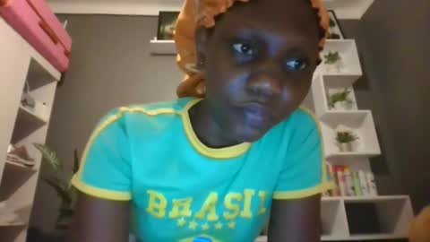 Snapshot of sexyquin1 chatting on 17, 2, 2025 sexyquin1 online show from 17, 2, 2025