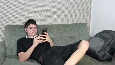 MATIAS-18   THIAHO -18  MAX-19  NICOKALY-19  CAIN-19   MOD ESTEBAN online show from 4, 10, 2025