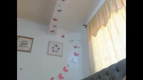 Venus Independent Model online show from 18, 4, 2026