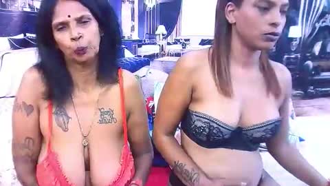 sexyva4u2luv online show from 10, 2, 2026