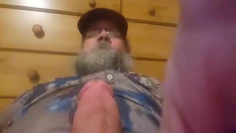 Snapshot of sgtbrown01 chatting on 20, 4, 2026 sgtbrown01 online show from 20, 4, 2026