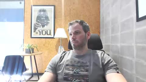 Snapshot of shad0w_hunter chatting on 6, 1, 2025 shad0w_hunter online show from 6, 1, 2025