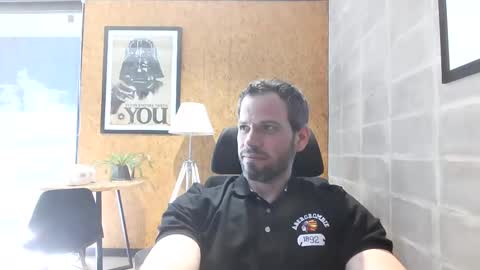 Snapshot of shad0w_hunter chatting on 24, 1, 2025 shad0w_hunter online show from 24, 1, 2025