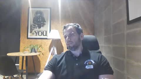 Snapshot of shad0w_hunter chatting on 24, 1, 2025 shad0w_hunter online show from 24, 1, 2025