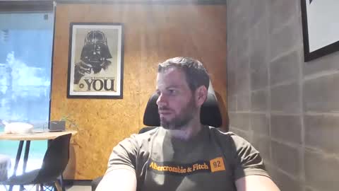 Snapshot of shad0w_hunter chatting on 17, 2, 2025 shad0w_hunter online show from 17, 2, 2025