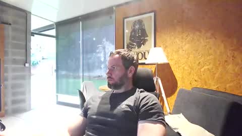 Snapshot of shad0w_hunter chatting on 8, 10, 2025 shad0w_hunter online show from 8, 10, 2025