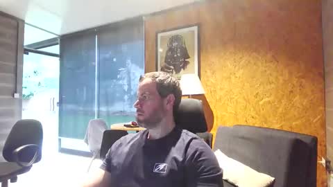 Snapshot of shad0w_hunter chatting on 17, 11, 2025 shad0w_hunter online show from 17, 11, 2025