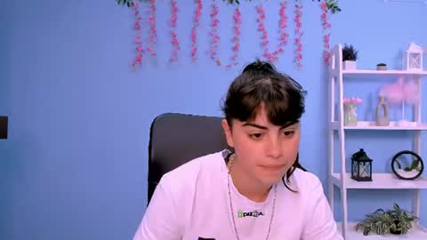 Snapshot of shadow_kiss chatting on 20, 6, 2026 shadow_kiss online show from 20, 6, 2026