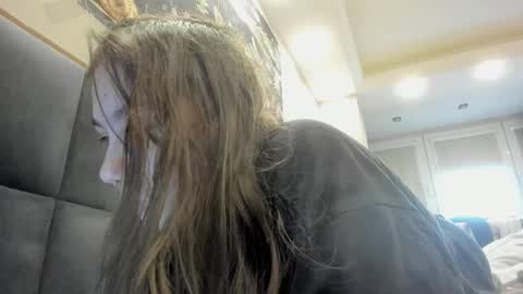 shadow_raffi online show from 16, 2, 2025