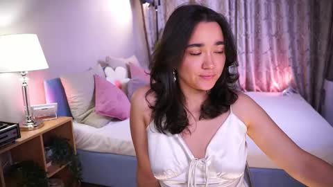 Lily  online show from 3, 12, 2025